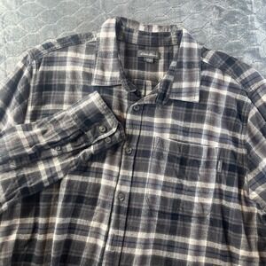 Eddie Bauer Flannel Shirt Mens XL Gray Black Plaid Cotton Long Sleeve Excellent